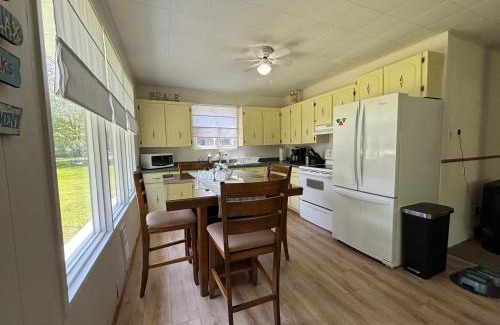 Sauble Beach Casa | Affordable Sauble Beach Getaway