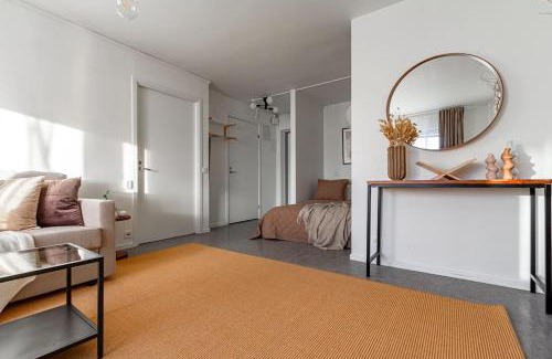Katarina-Sofia Apartamento | Affordable studio in trendy SoFo, construction work