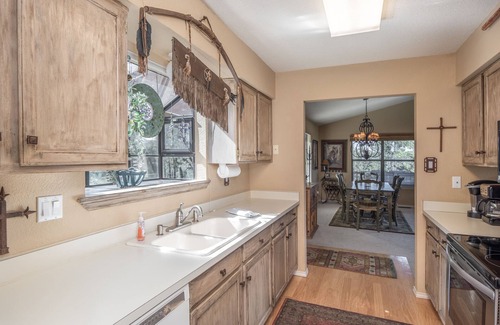 Ruidoso Cabina | Sierra Blanca Sunset Views Ruidoso Mountain Cabin Sleeps 6