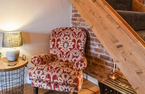 Talybont Casa | Afonig Loyw