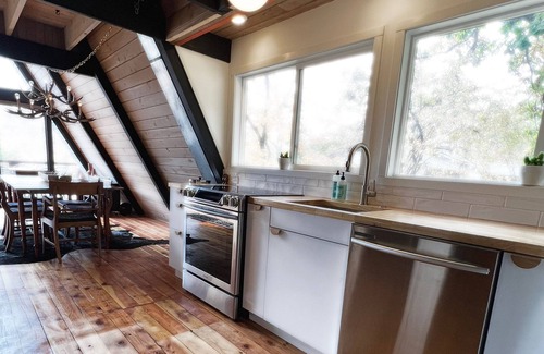Camdenton Cabina | Aframe 34 ~ dock + lake front + hot tub + fire pit + great views