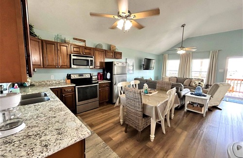 Golden Meadow Casa | Afrayed Not - Coastal Realty Group