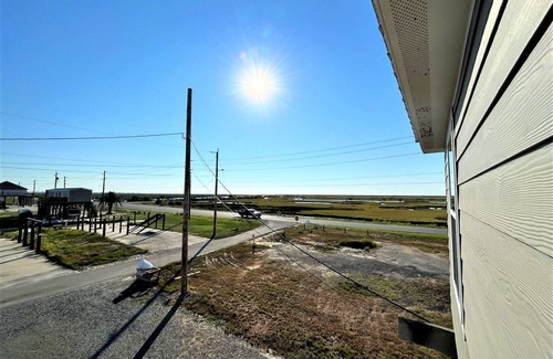 Golden Meadow Casa | Afrayed Not - Coastal Realty Group