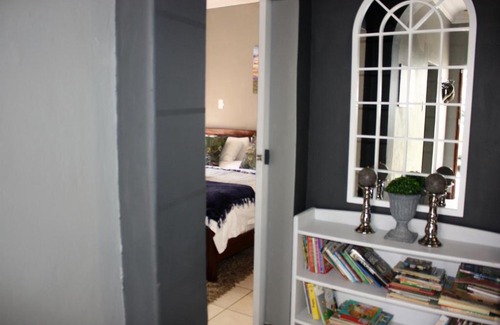 Vredefort Casa | Afri Gastekamers - Family Rooms