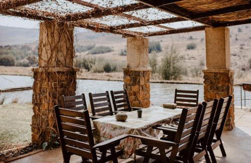 Dullstroom Casa | African Leaves Trout Lodge