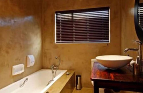 Kempton Park Casa | African Moon Corporate House