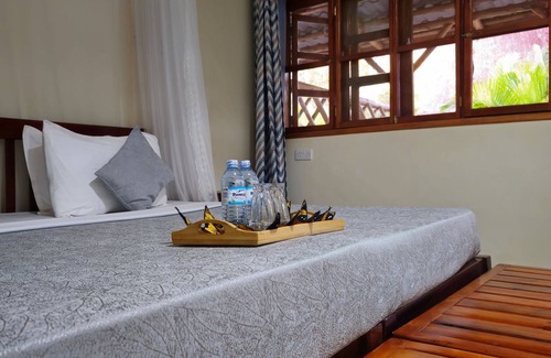 Entebbe Casa | African Roots Entebbe