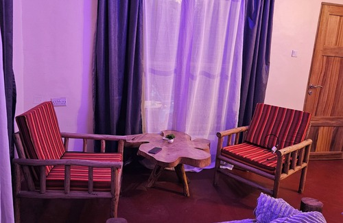 Karatu Hotel | African Royal Villa and Campsite
