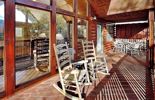 Sevierville Villa | African Safari by Vtrips