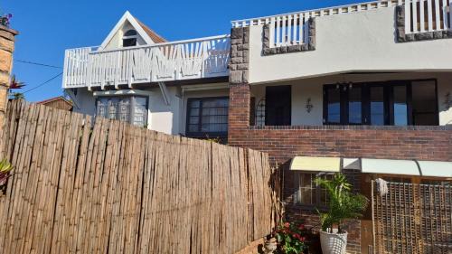 Bluff Casa | African Sky's the Limit - Budget, Quiet, Peaceful Self-Catering