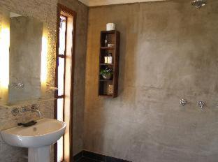 Capri Apartamento | African Violet Guest Suites