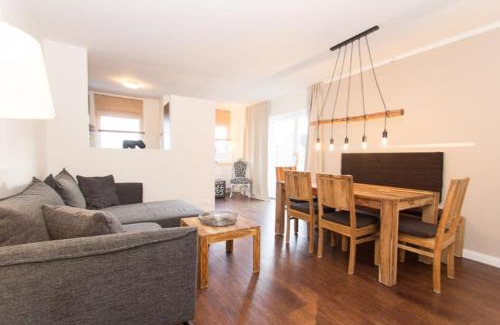 Warnemuende Apartamento | Afrika-Suite - Versteck am Strom