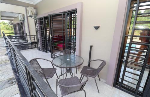 Kribi Apartamento | AfriqPnB RF Appart 3-chambres avec Piscine