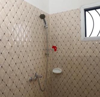 Kribi Apartamento | AfriqPnB RF Appart Biyem Assi avec Piscine