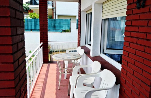 Pineda de Mar Casa | AFRODITA Casa con dos apartamentos independientes