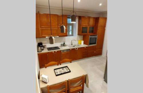Leonidio Apartamento | Afroditis's & Makis's apartment 2