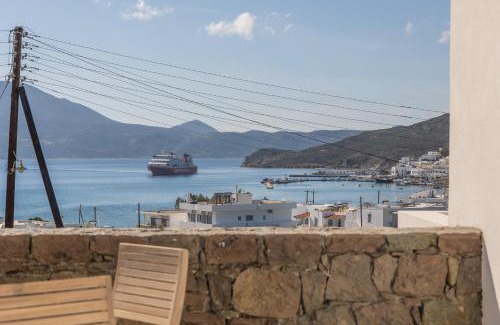 Adamas Hotel | Afroessa Milos