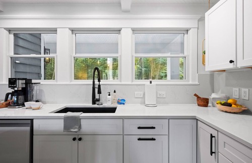 Glen Arbor Casa | After Dune Delight 5BR Home River Kayaks Beaches