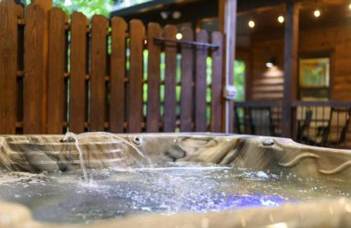 Broken Bow Casa | After the Sunset 1-Level 5BR Pool - Arcade