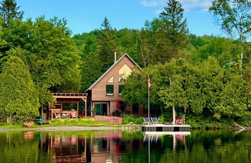 Wentworth-Nord Chalet De Esquí | AFTICA Luxury Lakefront Cottage: Private Beach, Great view, 5 min to Store/SAQ