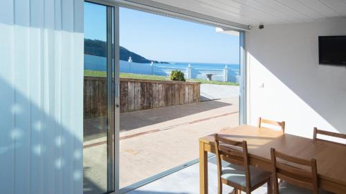 Razo da Costa Casa | AG Casa Vilamar en primera linea de playa Razo