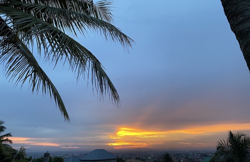 Accra Casa | Agape Guest House - Spacious, Bright & Breezy and Family Friendly