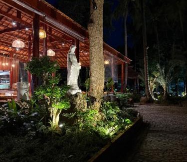 Ong Lang Cabina | Agarwood Garden Resort Phu Quoc