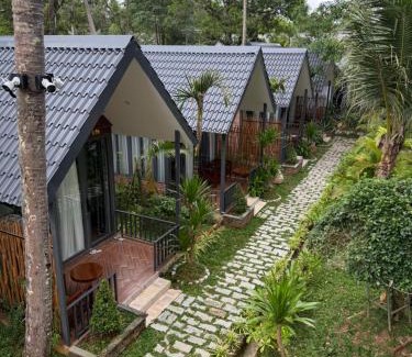 Ong Lang Cabina | Agarwood Garden Resort Phu Quoc