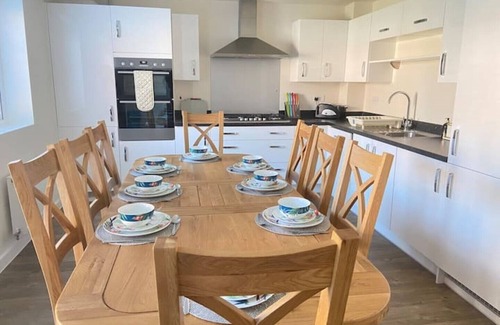 Newport Pagnell Casa | Agase Way - Stylish 4 Bed Home