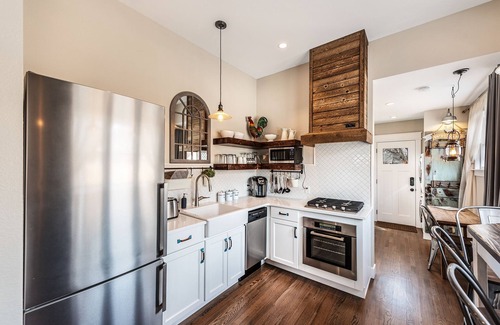 Louisville Cabaña | Agatha Stecker cottage - Historic Miner’s cottage