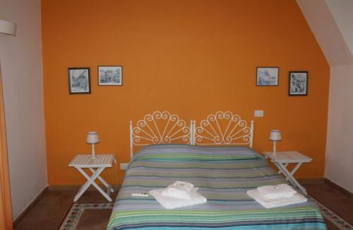 Ponza Cama Y Desayuno | Agenzia Isotur Villa Olimpia