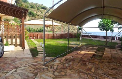 Limnos Apartamento | Aggeliki's Beach Escape Above the Sea - Northern Chios