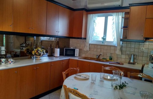 Kalamitsi Casa | Aggelos House in Kalamitsi
