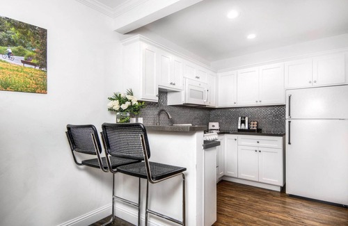 Davis Hotel | Aggie Inn, Ascend Hotel Collection
