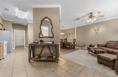 Wellborn Condominio | Aggieland Condo -- 3.5 miles from Kyle Field