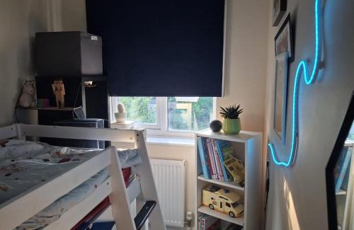 Hamble-le-Rice Casa | Agi's room