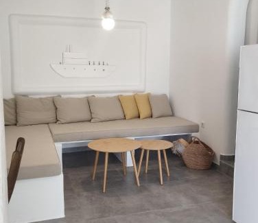 Kimolos Casa | Agios Nikolaos Beach House Kimolos