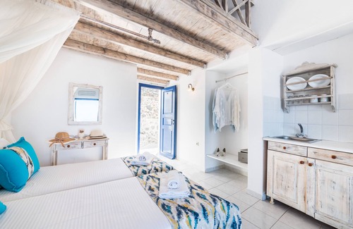 Finikia Hotel | Agnadi View Villa