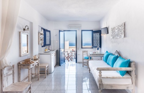 Finikia Hotel | Agnadi View Villa