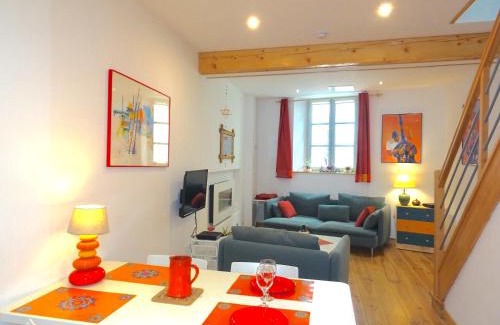 Foix Casa | Agréable maison au centre historique de Foix avec garage