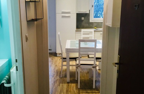 Bagneres-de-Luchon Apartamento | Agréable Studio Neuf Avec vue + Parking Gratuit