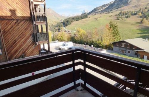 Le Grand-Bornand Apartamento | Agréable studio + coin montagne pour 4 personnes, quartier calme, balcon et parking - FR-1-458-111