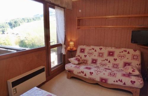 Le Grand-Bornand Apartamento | Agréable studio + coin montagne pour 4 personnes, quartier calme, balcon et parking - FR-1-458-111