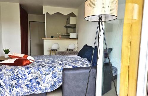 Guilhemery Apartamento | Agréable Studio - Centre ville - Balcon