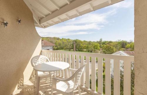 Barbotan-les-Thermes Apartamento | Agréable T2 lumineux avec balcon et Wi-Fi gratuit près des thermes - FR-1-841-62