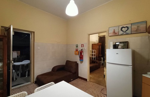 Maia Casa | Agra Pet House I
