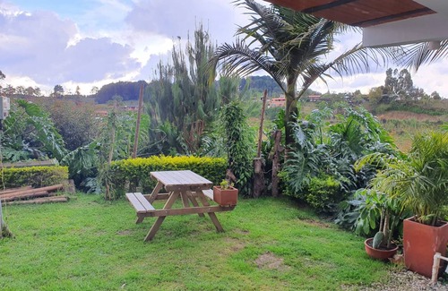 Guarne Casa | Agradable Vista En El Campo Con Jacuzzi E Internet