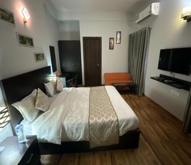 Mathura Apartamento | Agrawal hotels
