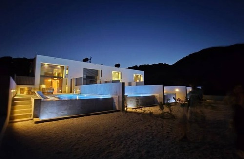 Patsianos Casa | Agrimi Luxury Suite with Private Pool