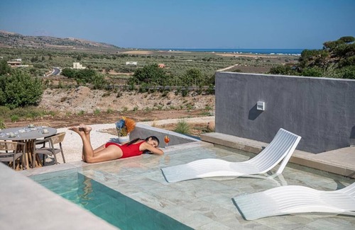 Patsianos Casa | Agrimi Luxury Suite with Private Pool